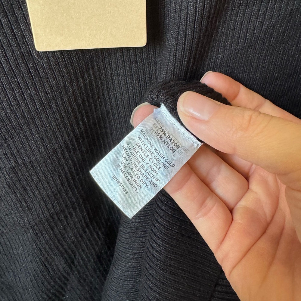 Halogen - Gold Button Rib Sweater - Picture 4 of 7